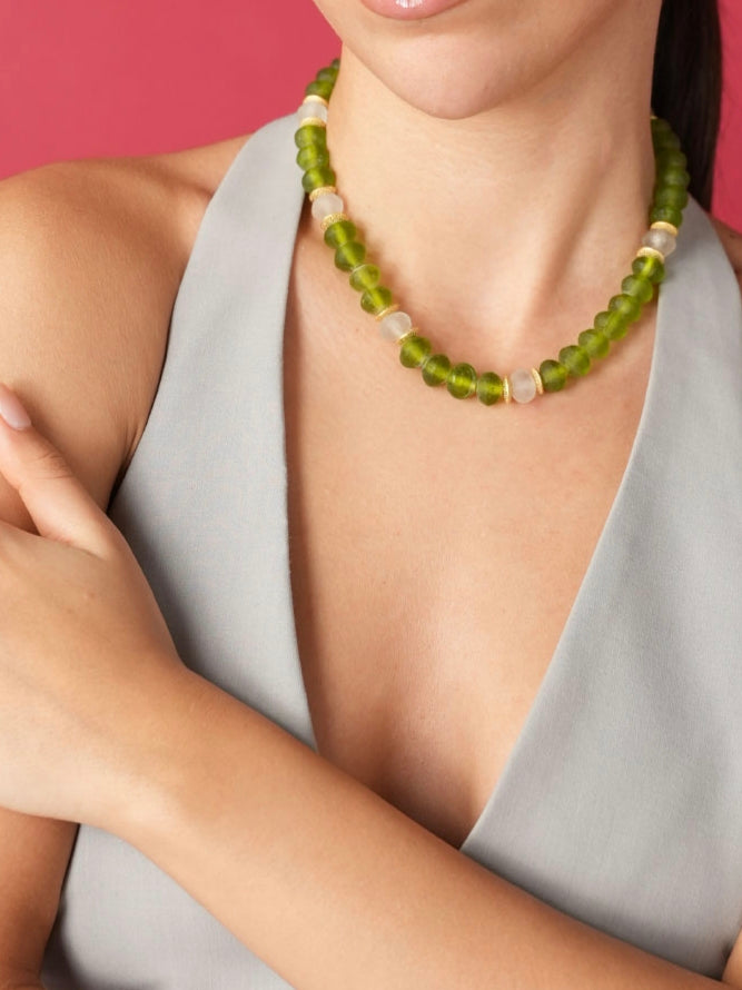 Virelia Green Necklace