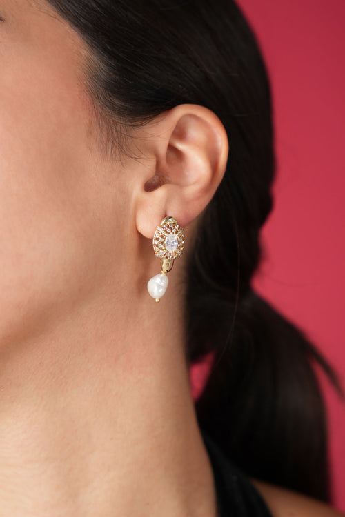 Amouré Earrings