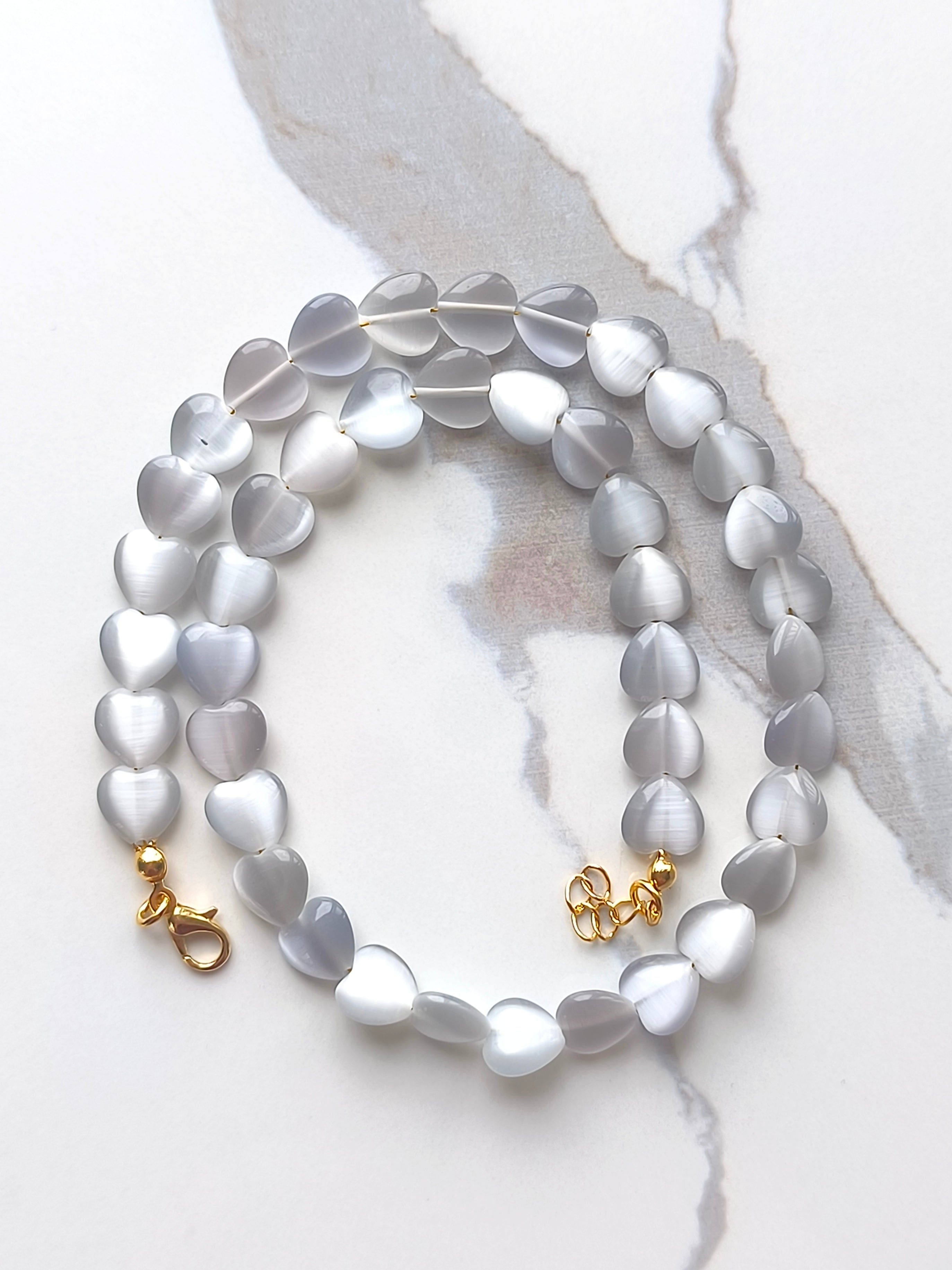 Amour Fin | Grey Heart Necklace