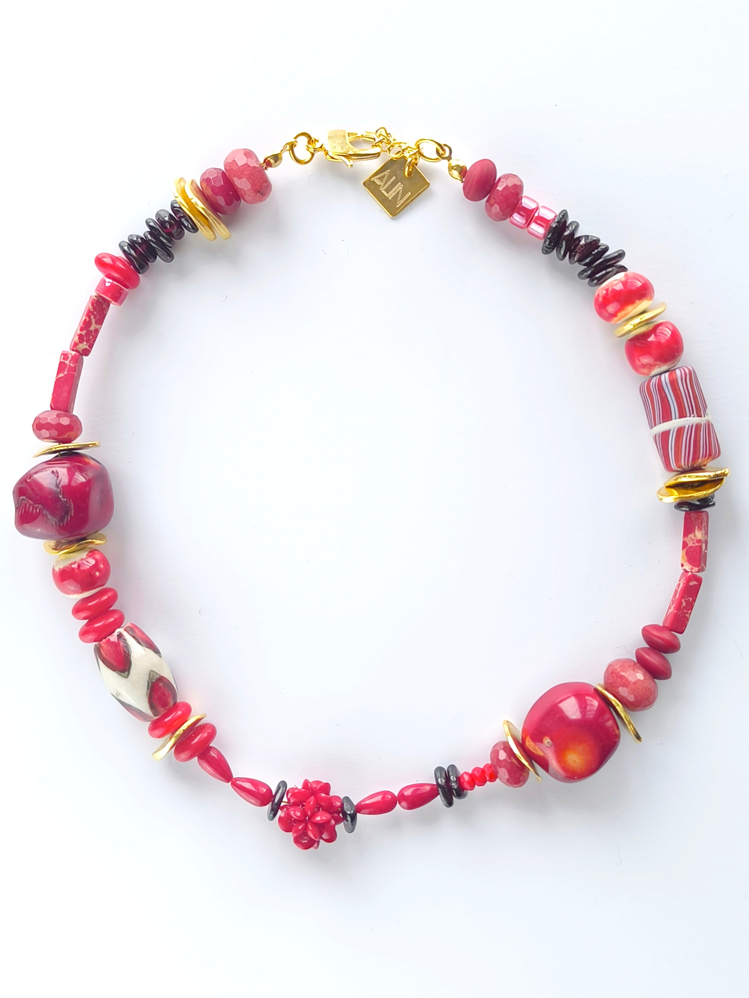 Mista Mix Red Necklace